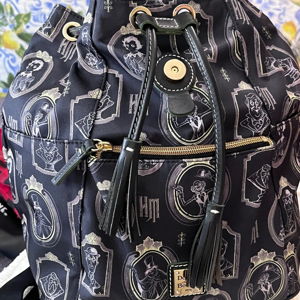 Black Patterned Women’s Backpack - Picture 4 of 10